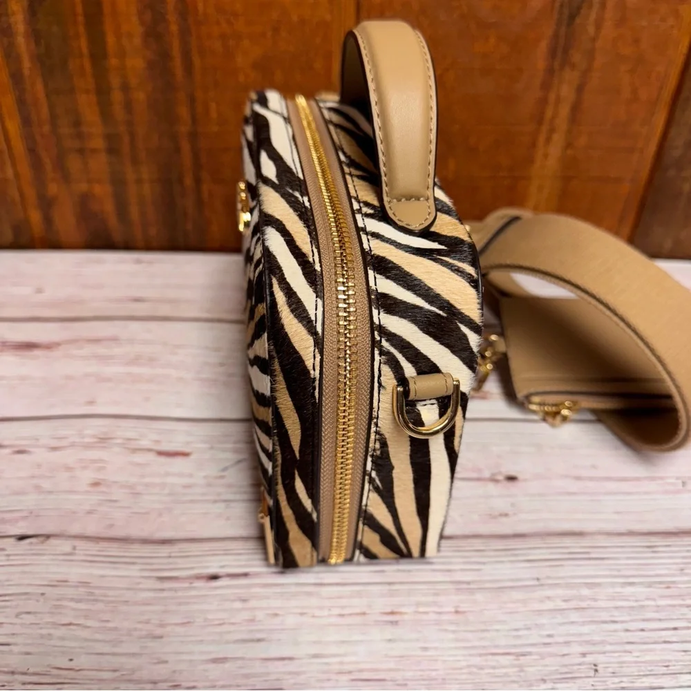 MICHAEL KORS Estelle Small Trunk Crossbody - Picture 3 of 7